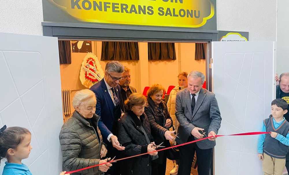 1 Kasım Okulu'na Konferans Salonu Yapıldı