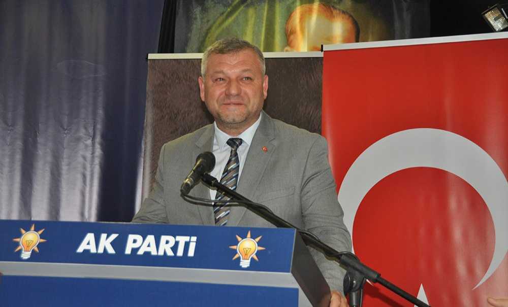 12 Bi̇n 800 Üyesi̇ Olan Ak Kadinlar Seçi̇me Gi̇tti̇