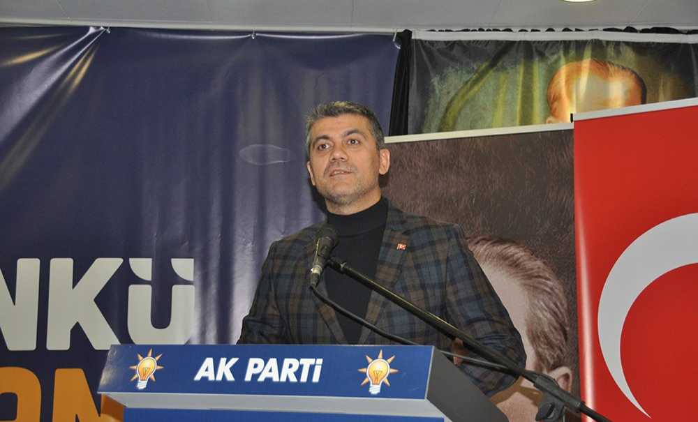 12 Bi̇n 800 Üyesi̇ Olan Ak Kadinlar Seçi̇me Gi̇tti̇