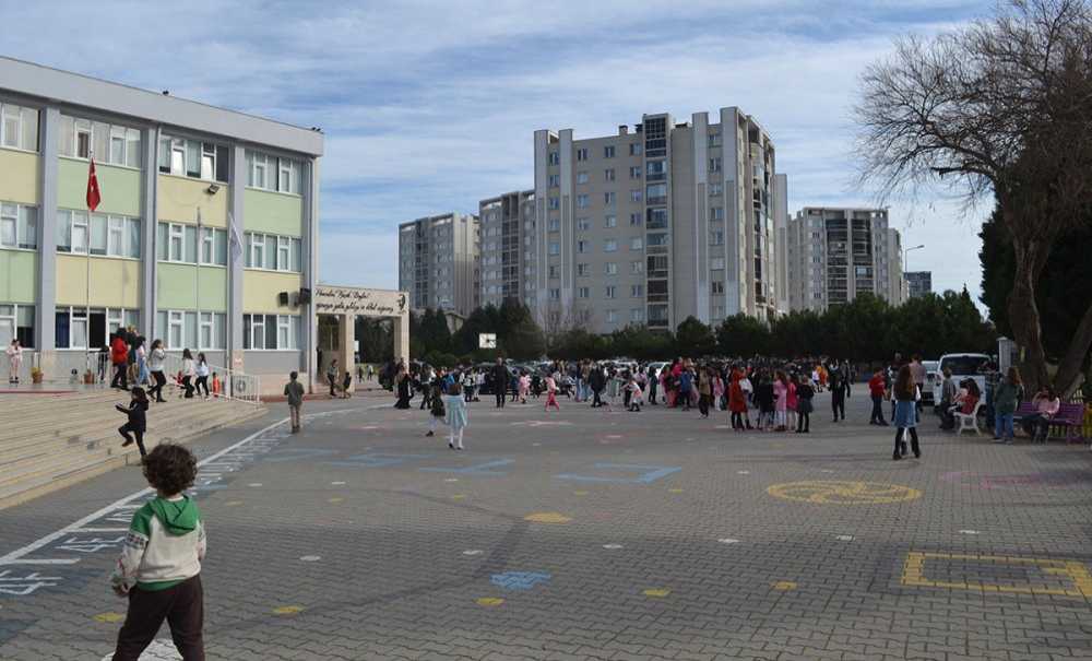 17 Ocak'ta Birinci Sınıflar Karne Yerine ‘Gelişim Raporu' Alacak