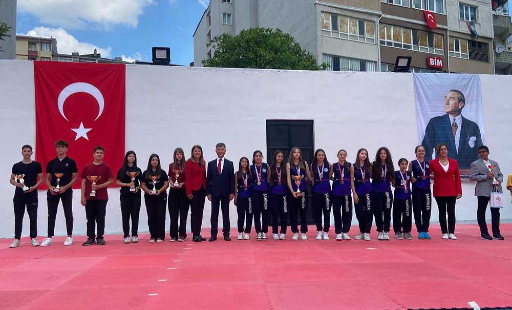 19 Mayıs Coşkuyla Kutlandı