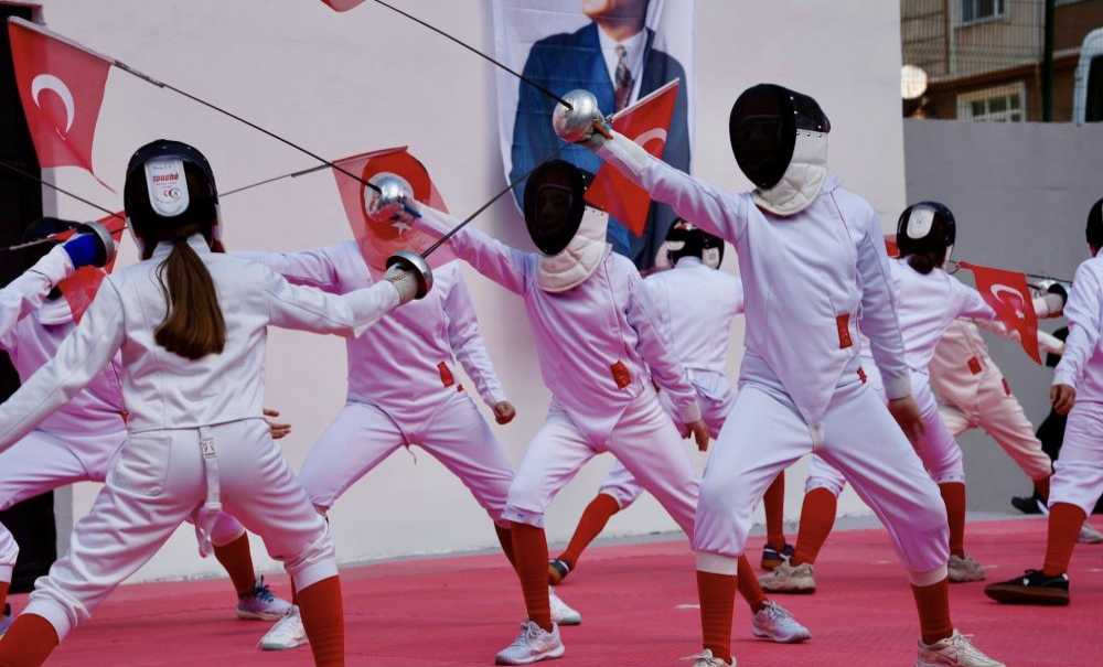 19 Mayıs Coşkuyla Kutlandı