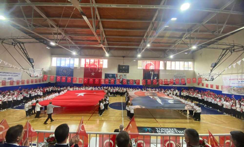 23 Nisan Coşkuyla Kutlandı