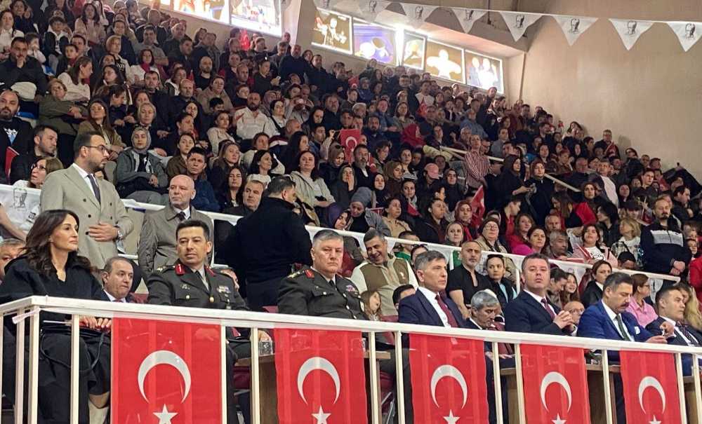 23 Nisan Coşkuyla Kutlandı