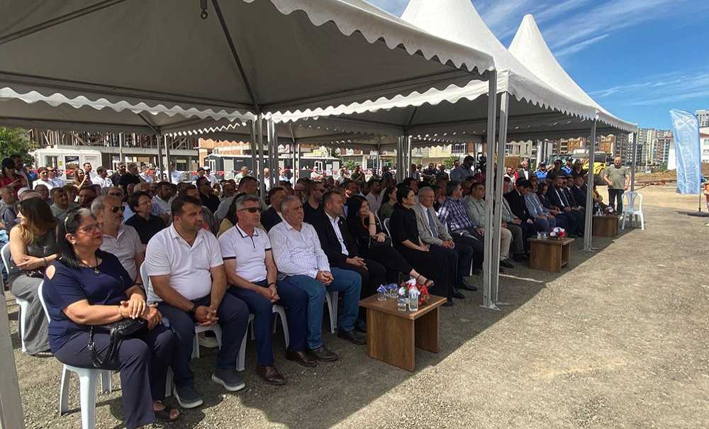 3. Kapalı Pazar Yeri̇ni̇n Temeli̇ Atıldı
