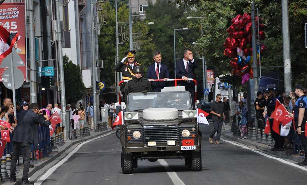 30 Ağustos Coşkuyla Kutlandi