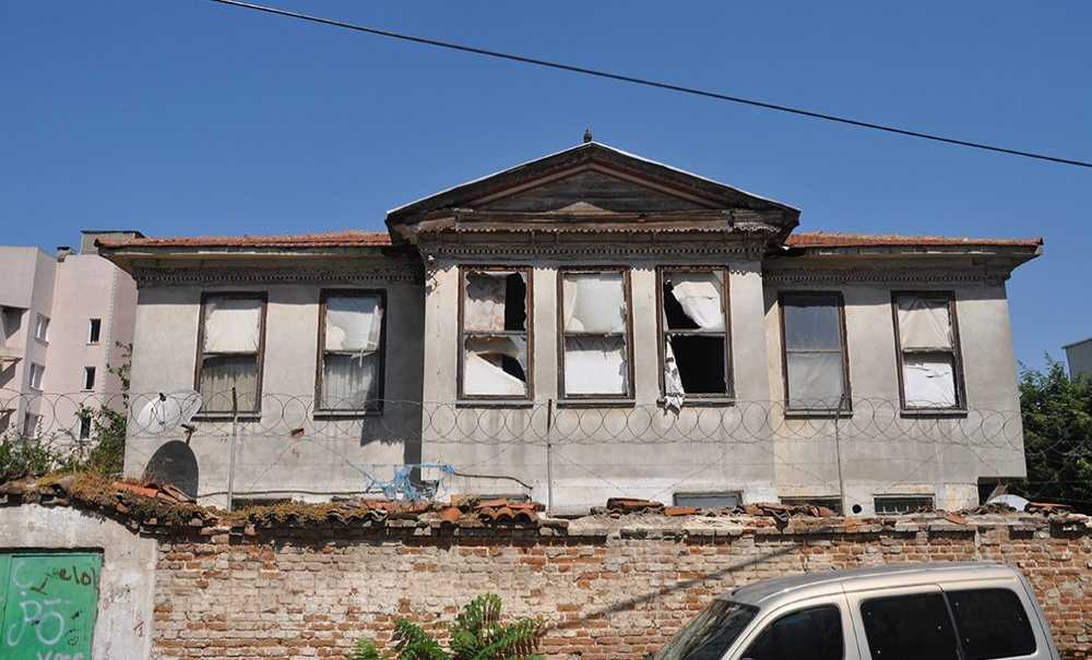 4 Yıldır Restore Bekliyor