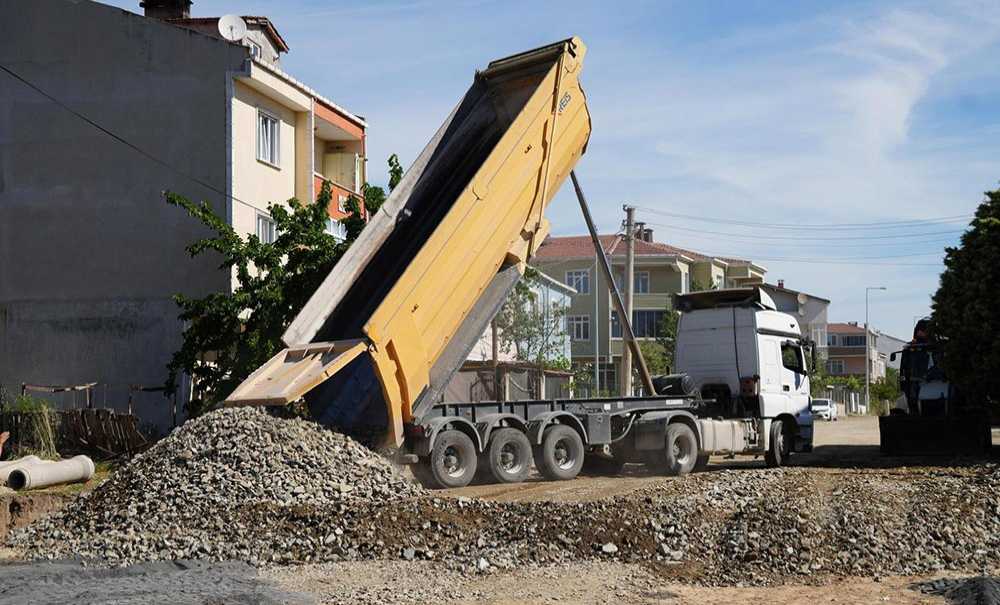5 Mahallede Yol Çalışması Yapılıyor