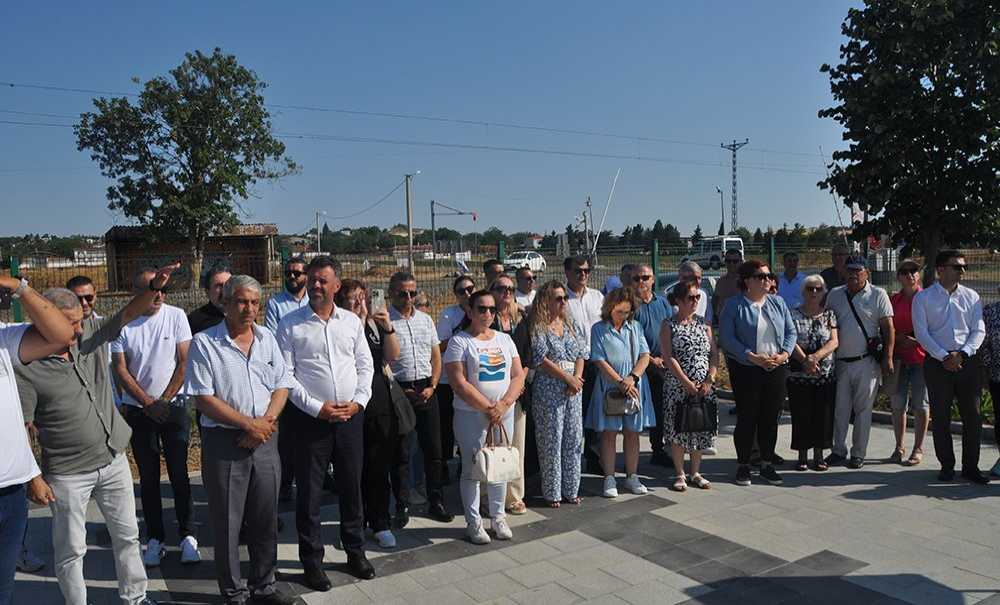 Acı İlk Gün Ki Gibi Taze