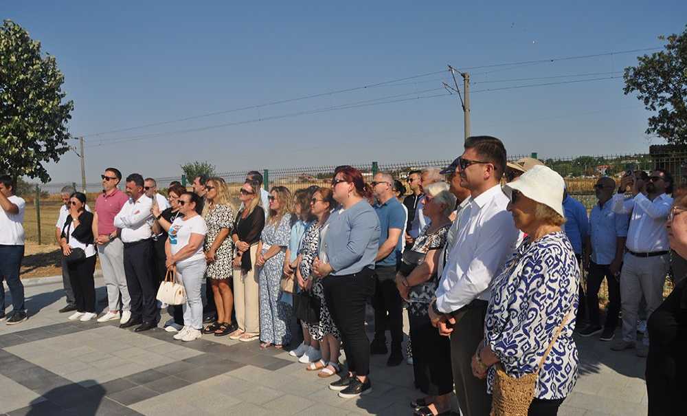 Acı İlk Gün Ki Gibi Taze