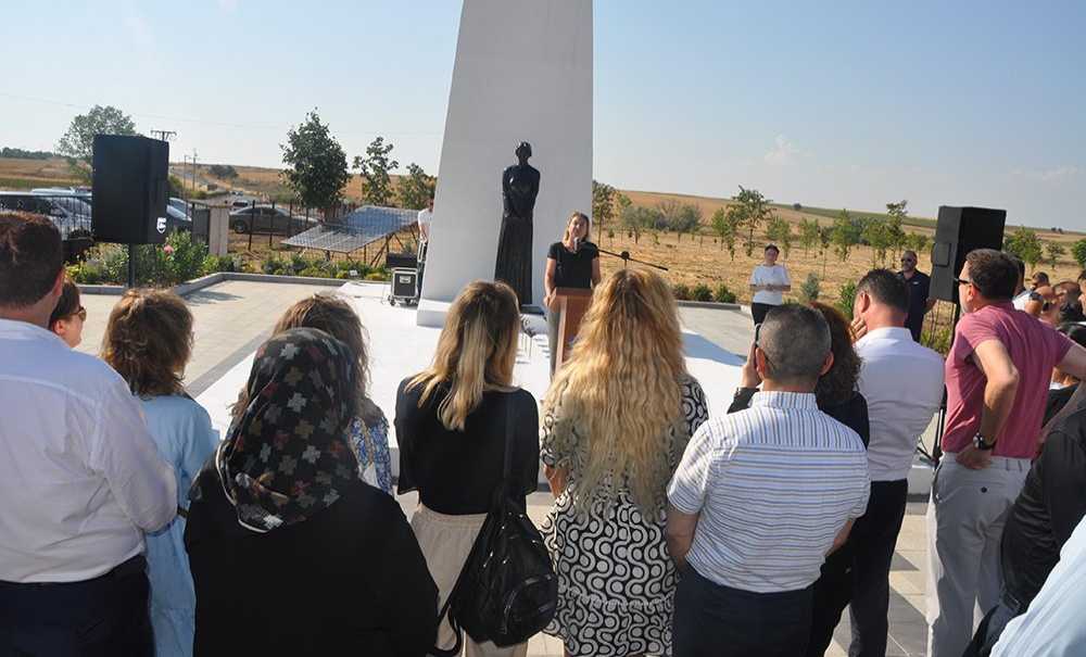 Acı İlk Gün Ki Gibi Taze