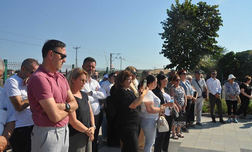 Acı İlk Gün Ki Gibi Taze