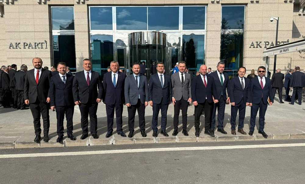 Ak Parti İlçe Başkanları Ankara'da