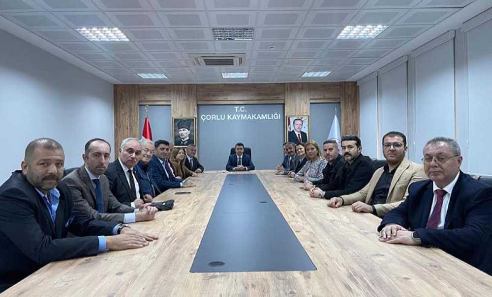 Ak Parti Kamu Kurumlarını Ziyaret Etti