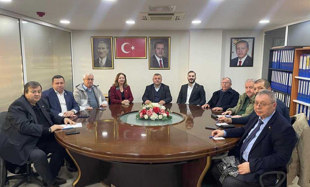 Ak Parti Yılın Son Toplantısını Yaptı