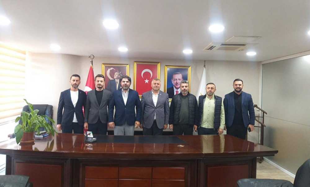 Ak Parti'de Devir Teslim Töreni Yapıldı