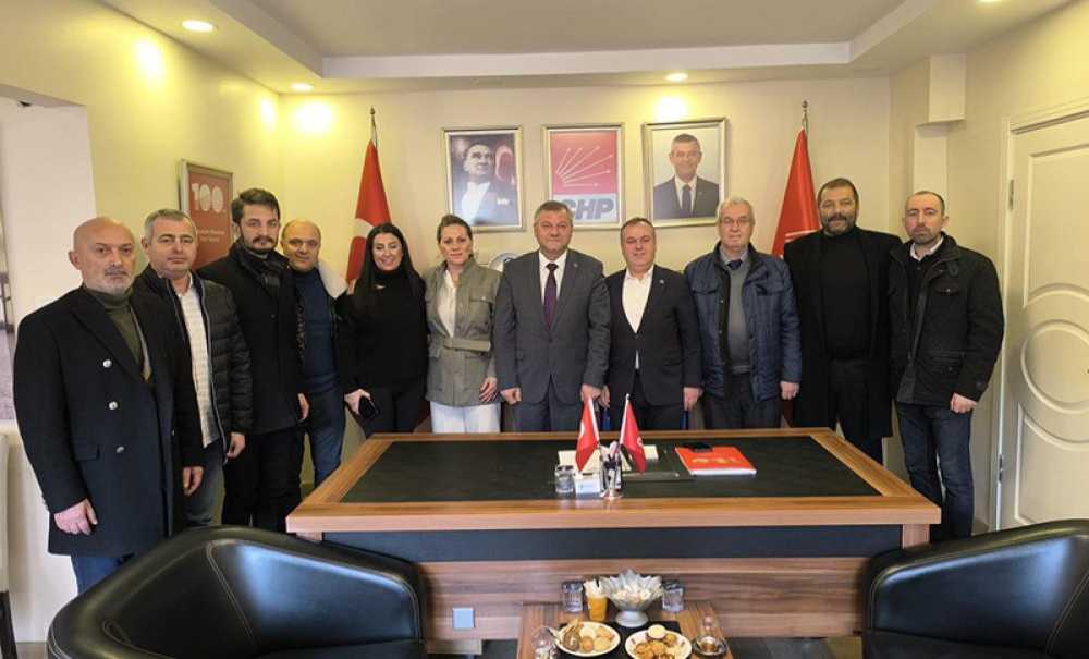 Ak Parti'den Chp Ve Belediyeye İadeyi Ziyaret