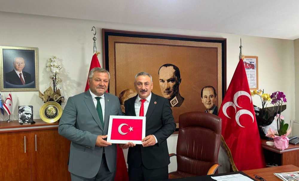 Ak Parti'den Mhp'ye Ziyaret