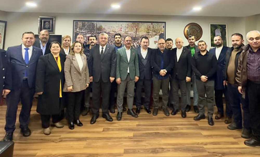 Ak Parti'den Mhp'ye Ziyaret