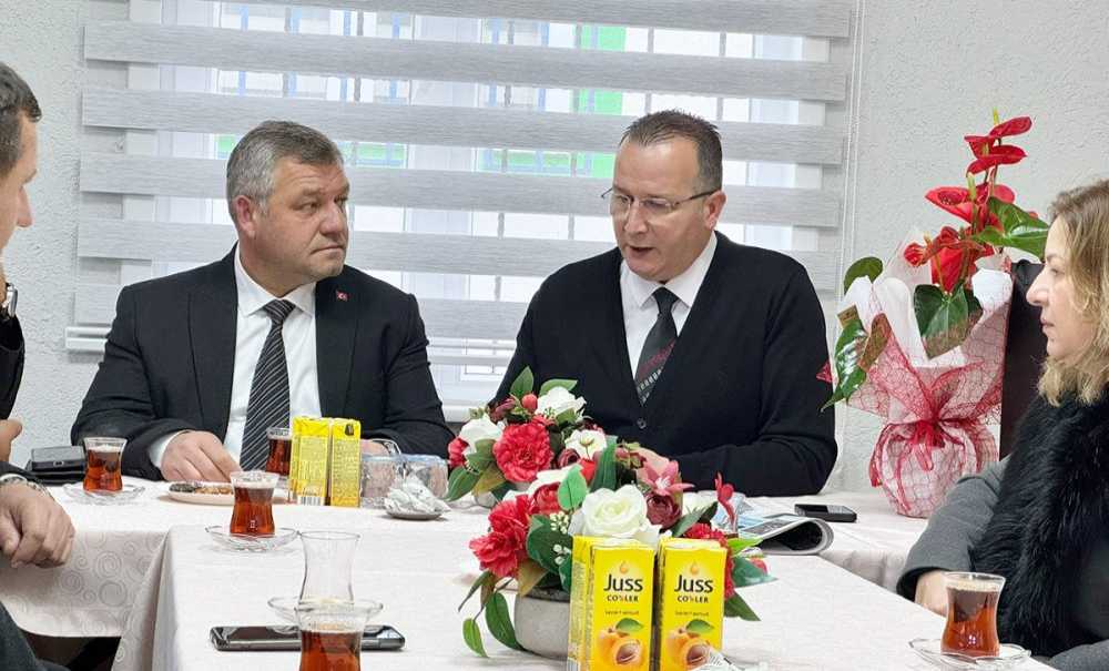 Ak Parti'den Mi̇mder'e Ziyaret