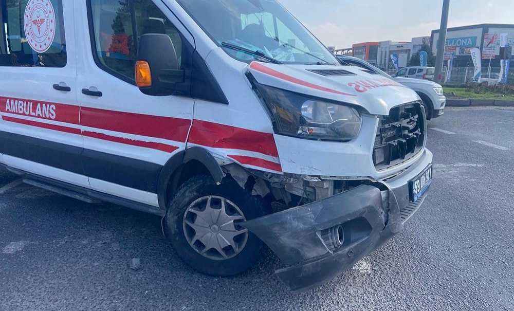 Ambulansın Karıştığı Kazada Yaralanan Olmadı