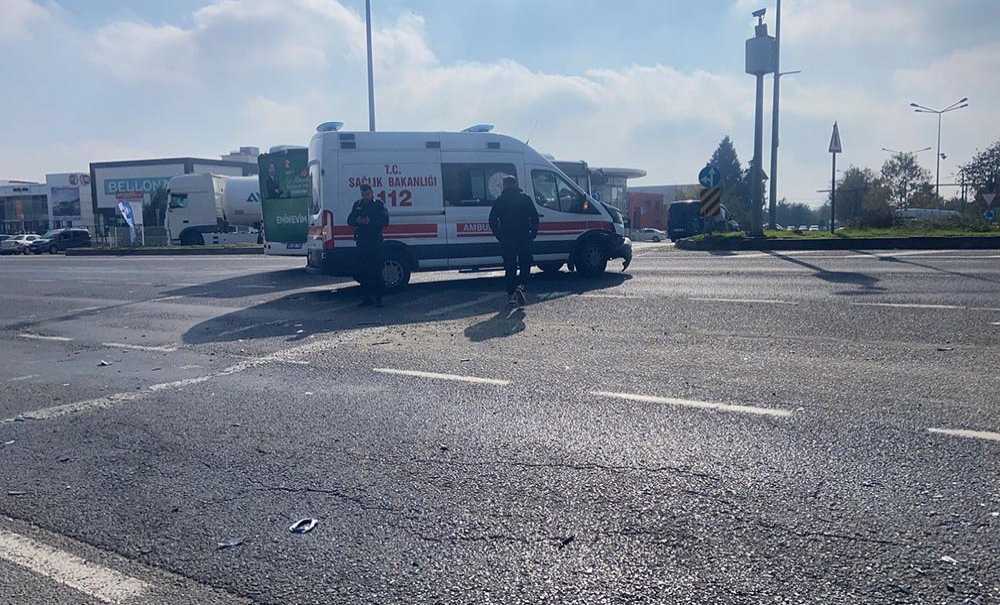 Ambulansın Karıştığı Kazada Yaralanan Olmadı