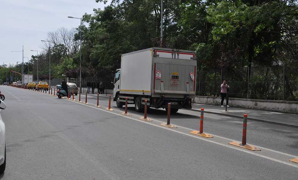 Ana Caddede Geçişler Yine Kapatıldı