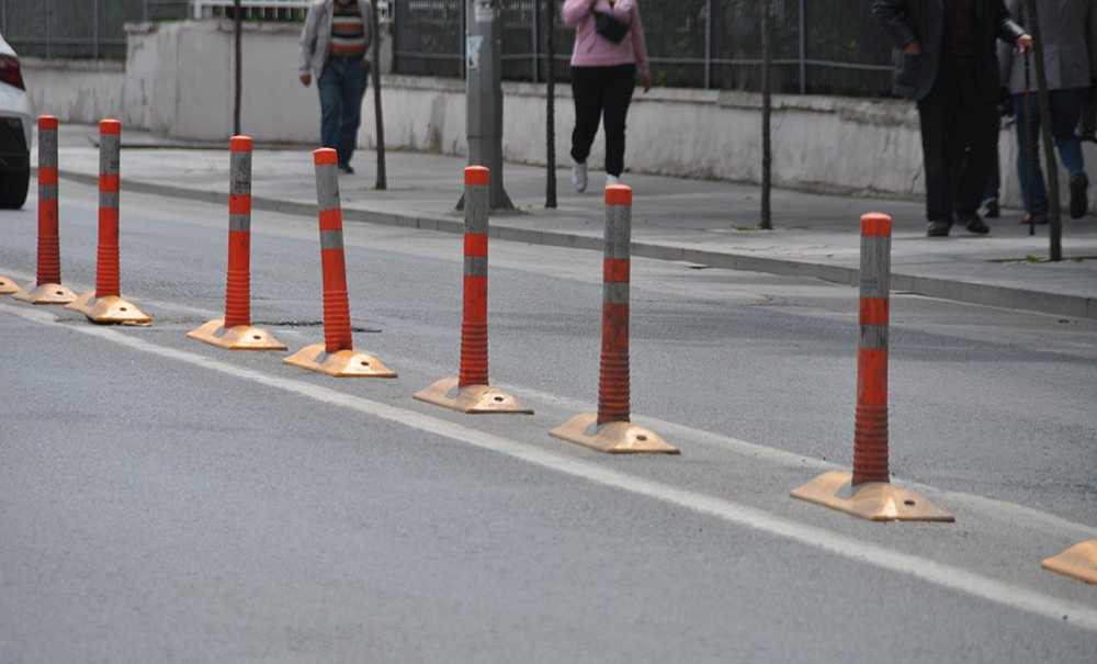 Ana Caddede Geçişler Yine Kapatıldı