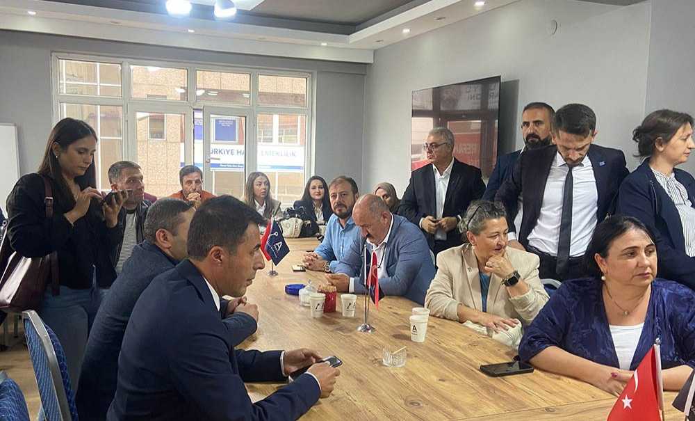 Anahtar Parti'de Gergin Seçim