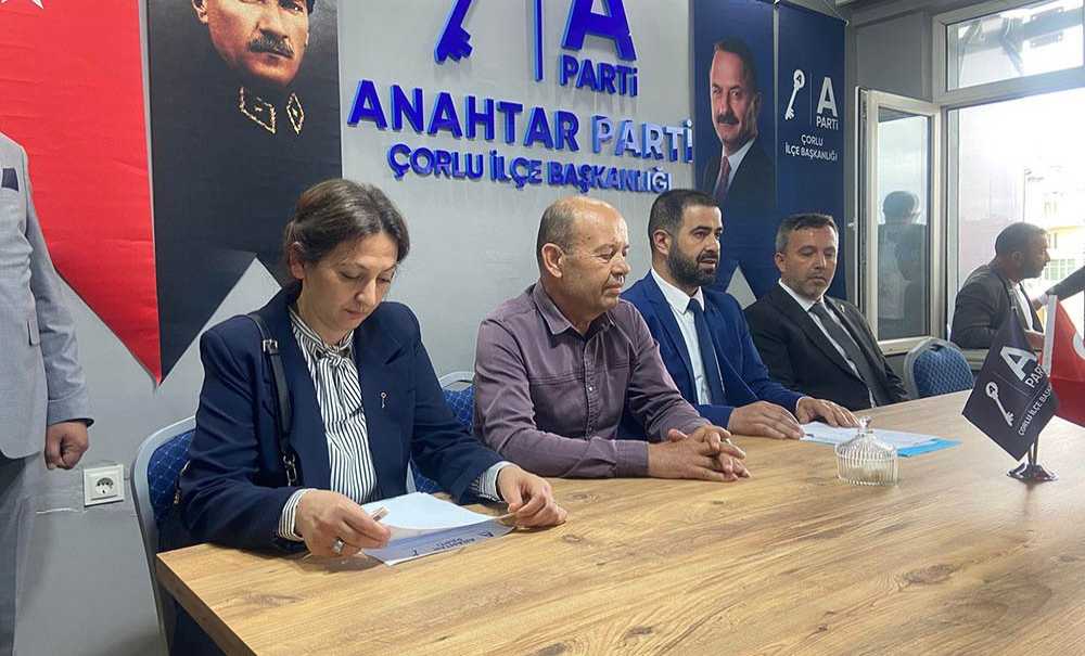Anahtar Parti'de Gergin Seçim
