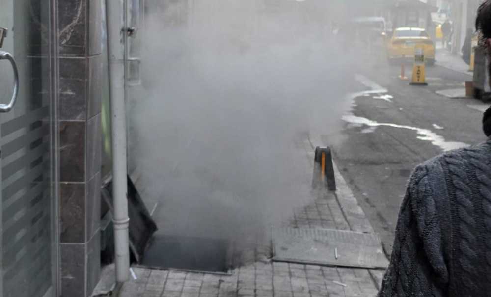 Apartmanın Bodrum Katında Korkutan Yangın