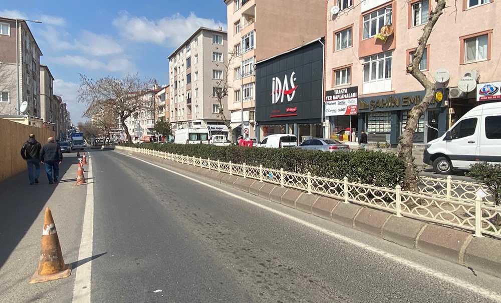 Atatürk Bulvarı'nda Refüjler Yenilendi