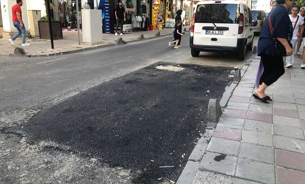Aylar Sonra Asfaltı Atıldı