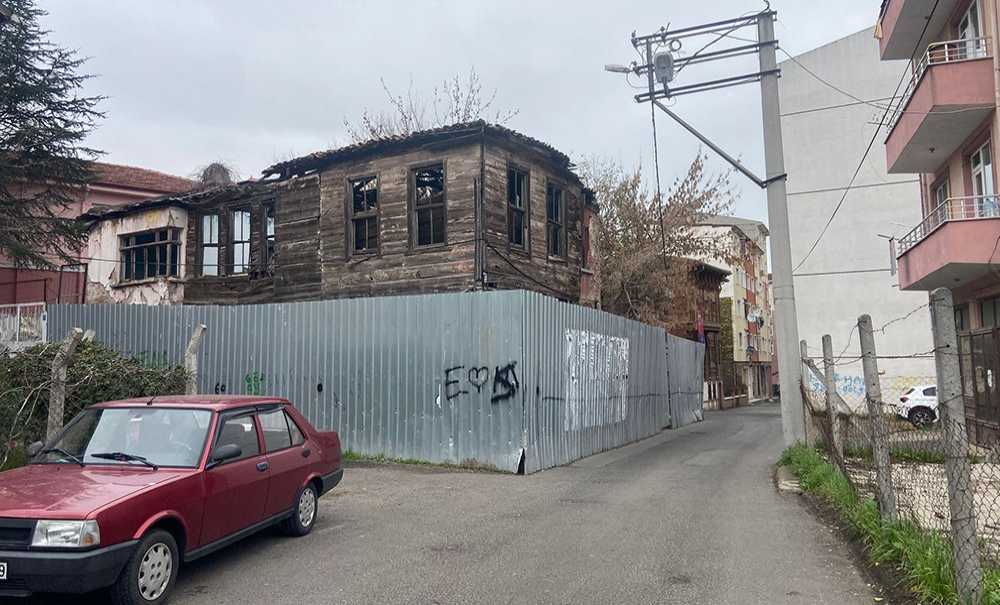 Balkan Evi Günden Güne Çöküyor!