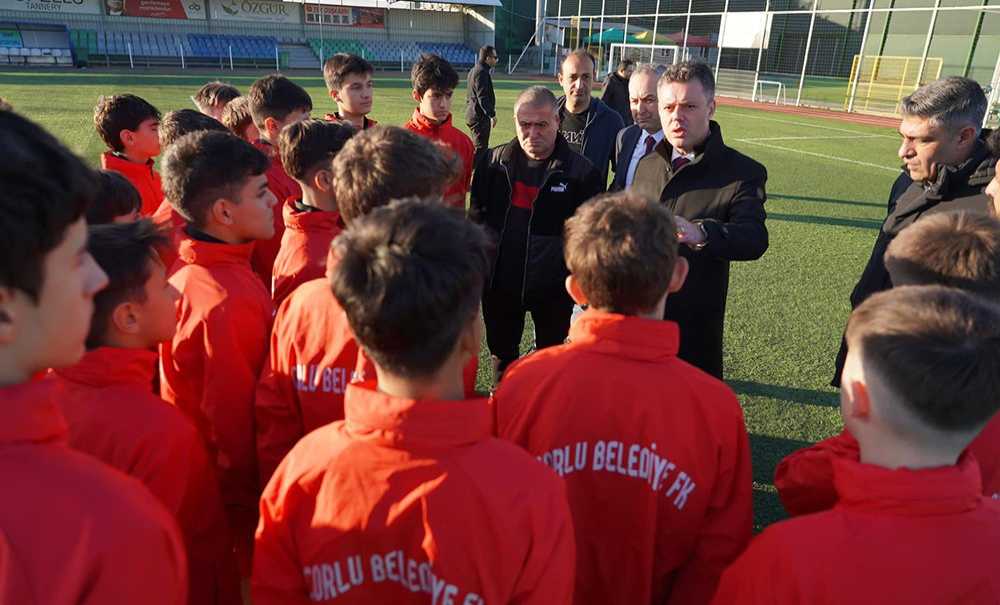Başkan Sarıkurt Birinci Olan Çbfk'yı Ziyaret Etti