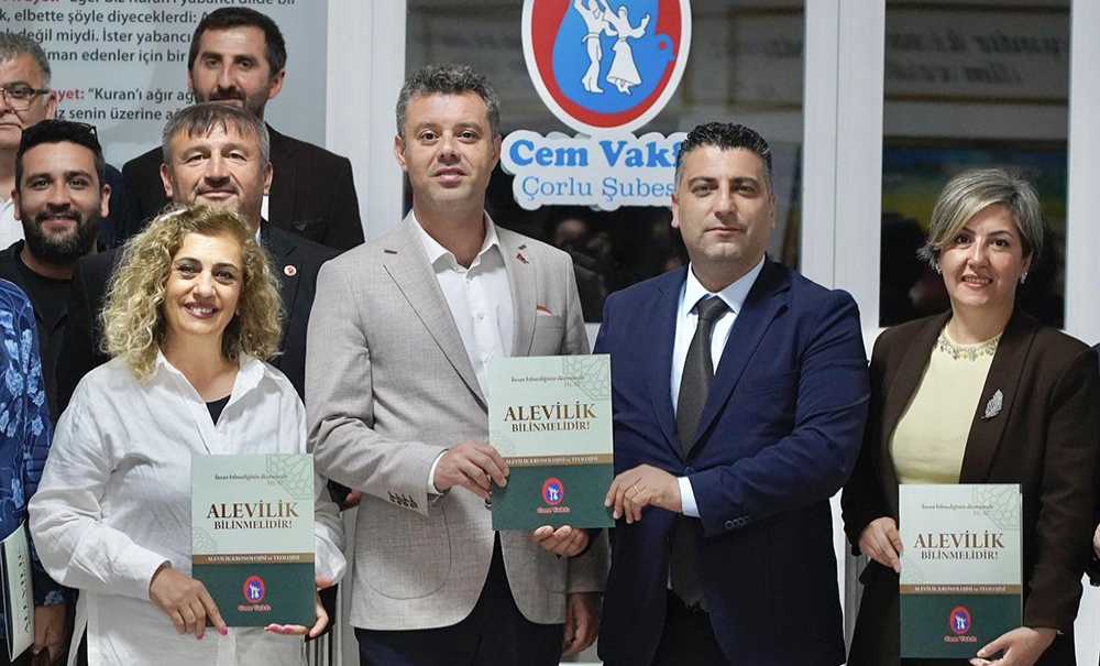 Başkan Sarıkurt Cem Evini Ziyaret Etti