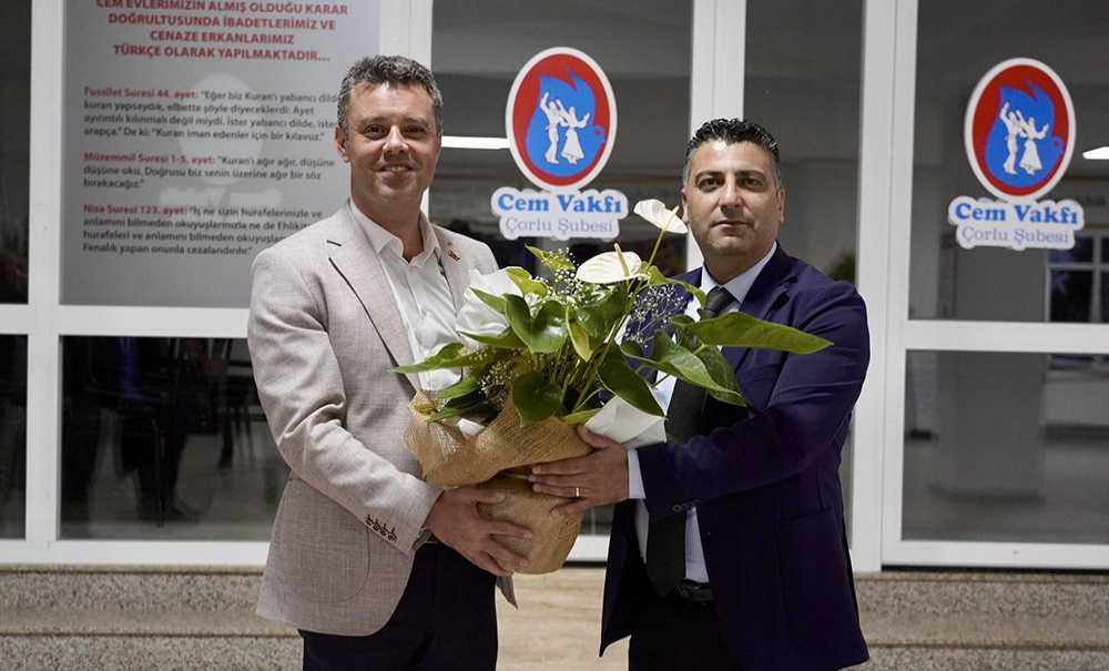 Başkan Sarıkurt Cem Evini Ziyaret Etti