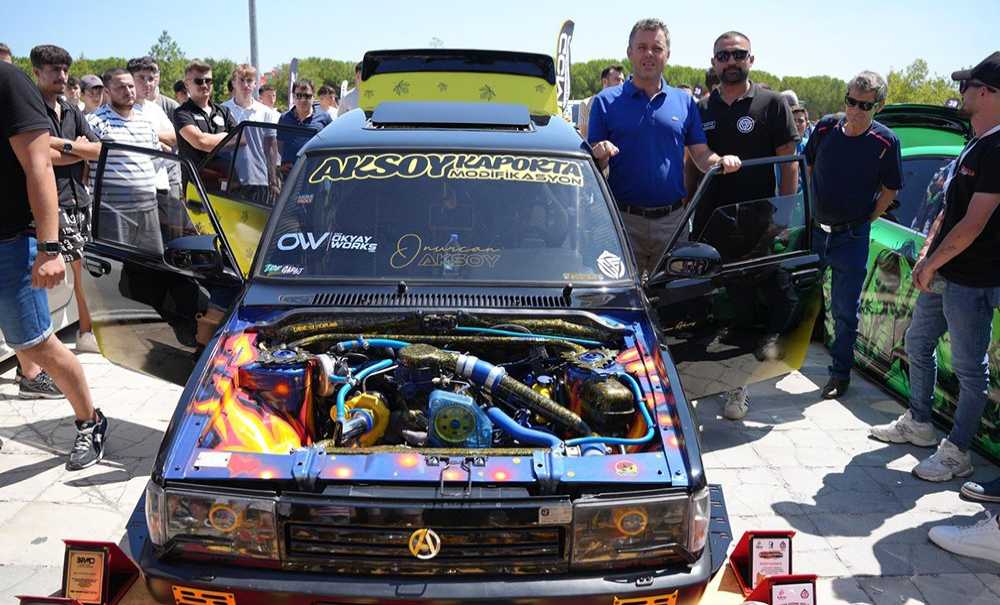 Başkan Sarıkurt, Çorlu Tuning Festivaline Katıldı