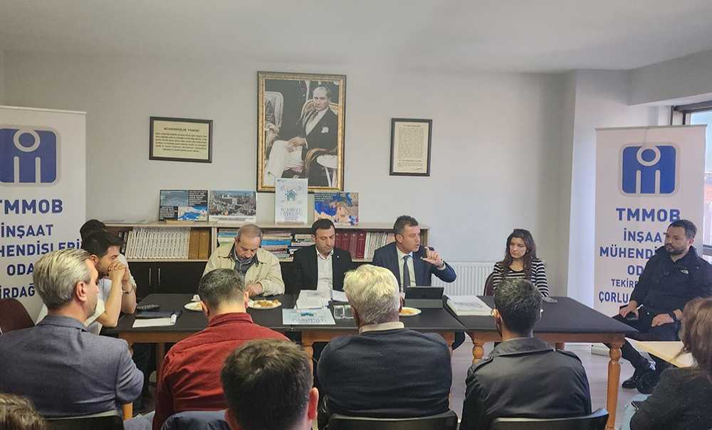 Başkan Sarıkurt, Deprem Konulu Toplantıya Katıldı