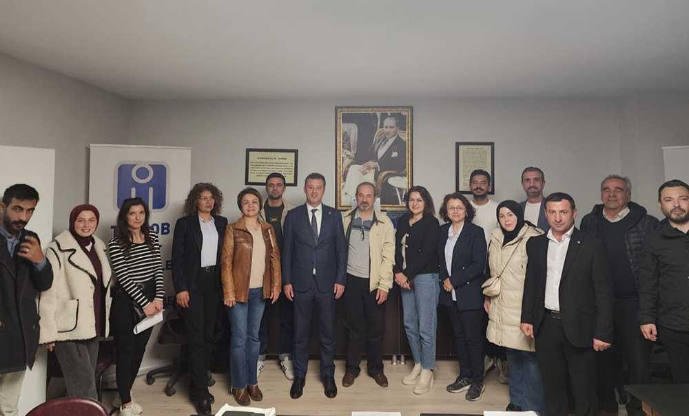 Başkan Sarıkurt, Deprem Konulu Toplantıya Katıldı