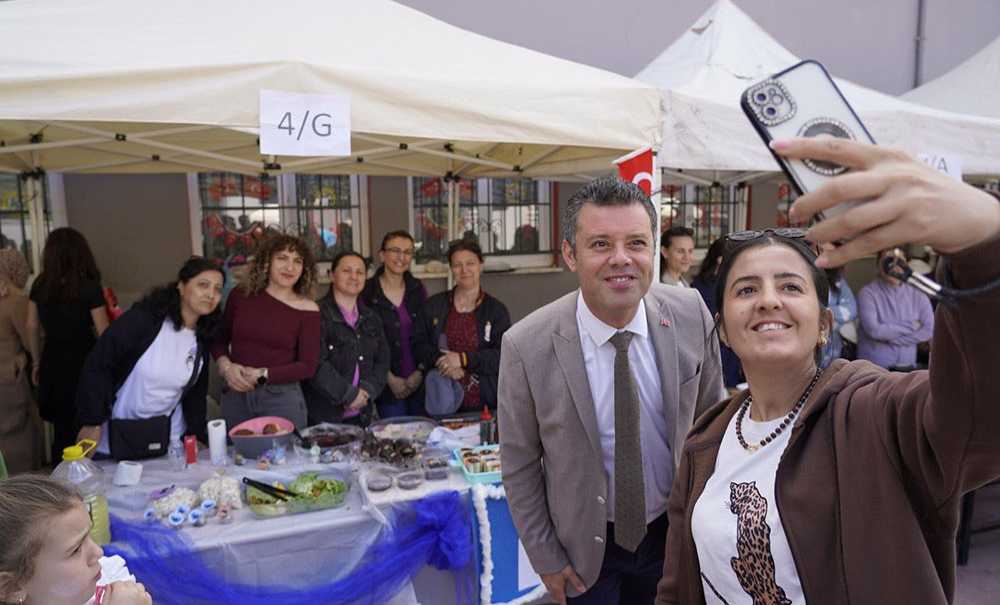 Başkan Sarıkurt, Kermese Katıldı