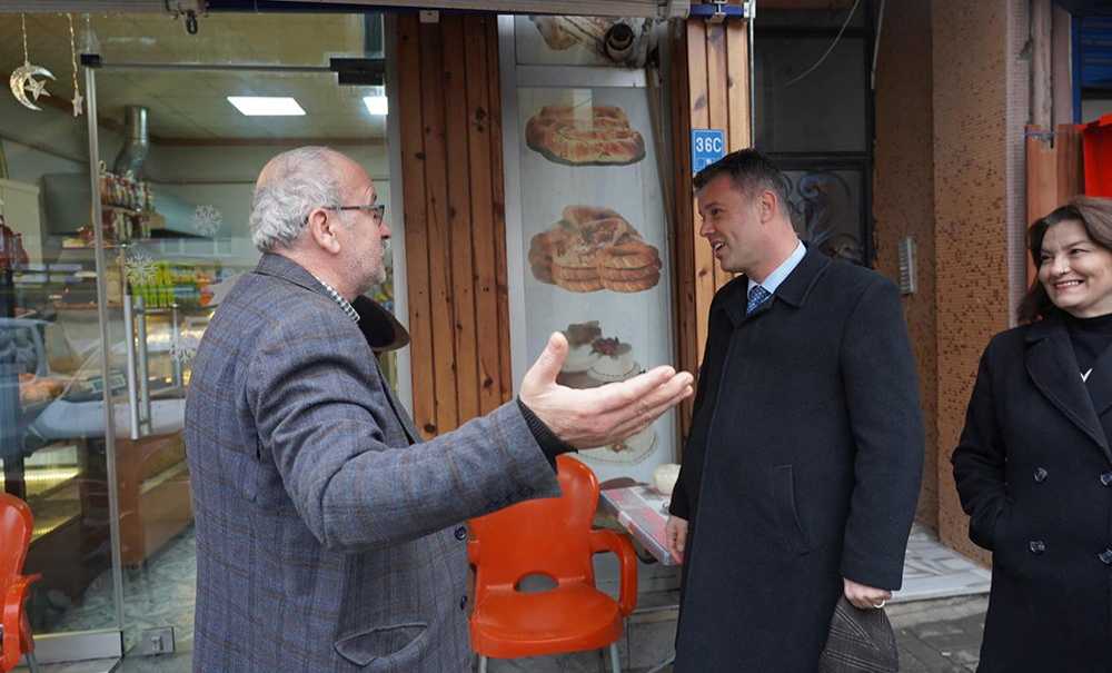 Başkan Sarıkurt Mahalle Ziyaretlerine Devam Ediyor
