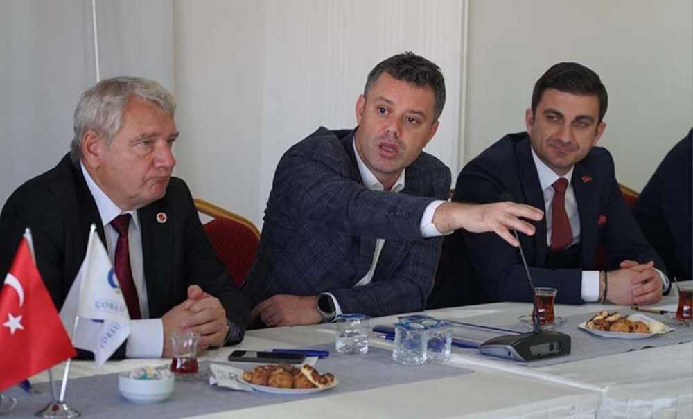 Başkan Sarıkurt Muhtarlarla Buluştu