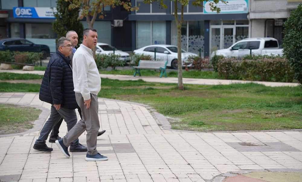 Başkan Sarıkurt Sedat Uysalcan Parkı'nda İncelemede Bulundu