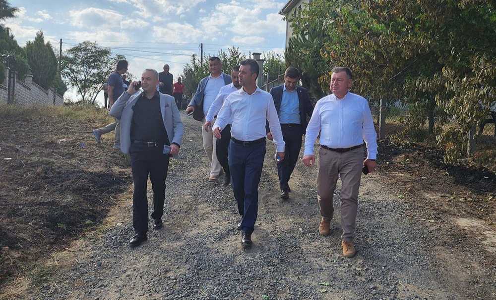 Başkan Sarıkurt, Yangını Yerinde İnceledi