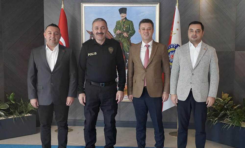 Başkan Sarıkurt Ziyaretlerde Bulundu