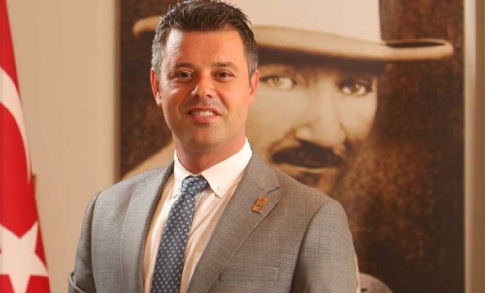 Başkan Şarıkurt'tan ‘Alpay Var' Açıklaması “Kurultayda Bulunduğuna Taniklik Edi̇yorum”