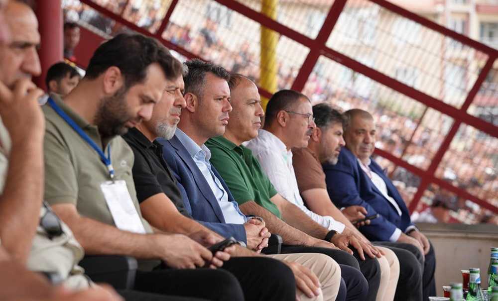 Başkan Sarıkurt'tan Çorluspor 1947'Ye Tam Destek