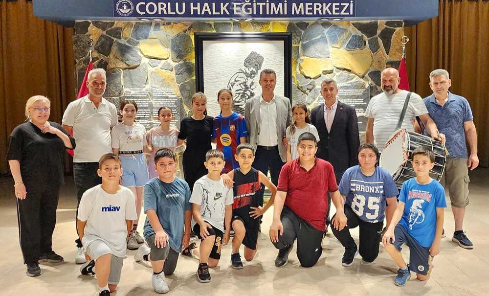 Başkan Sarıkurt`tan Şampiyonlara Tebrik