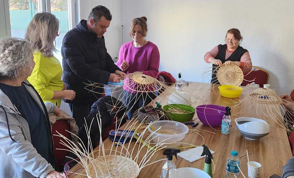 Başkan Sarıkurt'tan Üreten Kursiyerlere Ziyaret